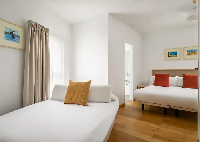 Отель Bypillow Tiento 3*